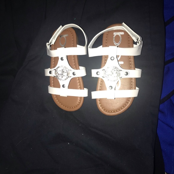 New Bebe White Sandals size 9 Rhinestone Logo Summer - Picture 3 of 16